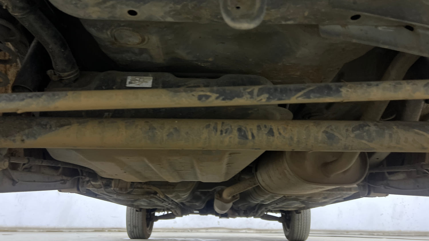 Used 2020 Maruti Suzuki Alto K10 VXi AMT Petrol Automatic extra REAR UNDERBODY VIEW (TAKEN FROM REAR)