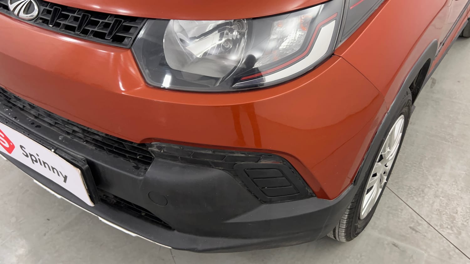 Used 2016 Mahindra KUV100 K6 6 STR Petrol Manual dents MINOR SCRATCH