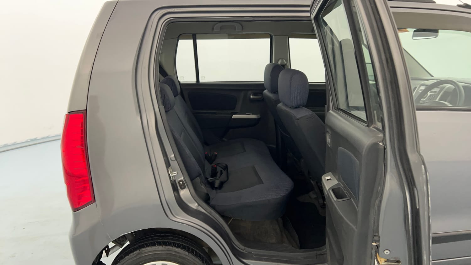 Used 2012 Maruti Suzuki Wagon R 1.0 VXi Petrol Manual interior RIGHT SIDE REAR DOOR CABIN VIEW