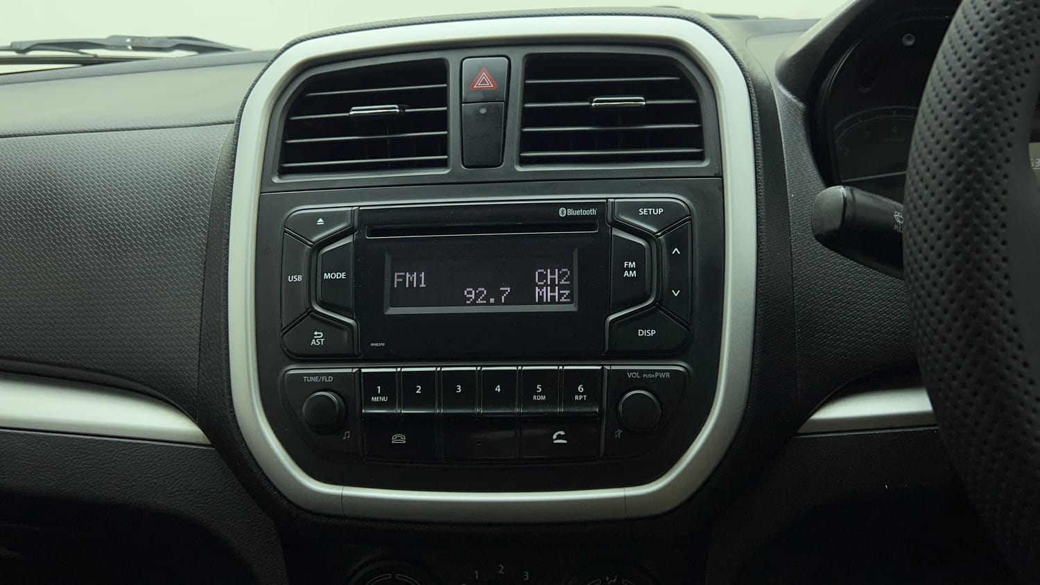 Used 2021 maruti-suzuki Vitara Brezza LXi Petrol Manual top_features Integrated (in-dash) music system