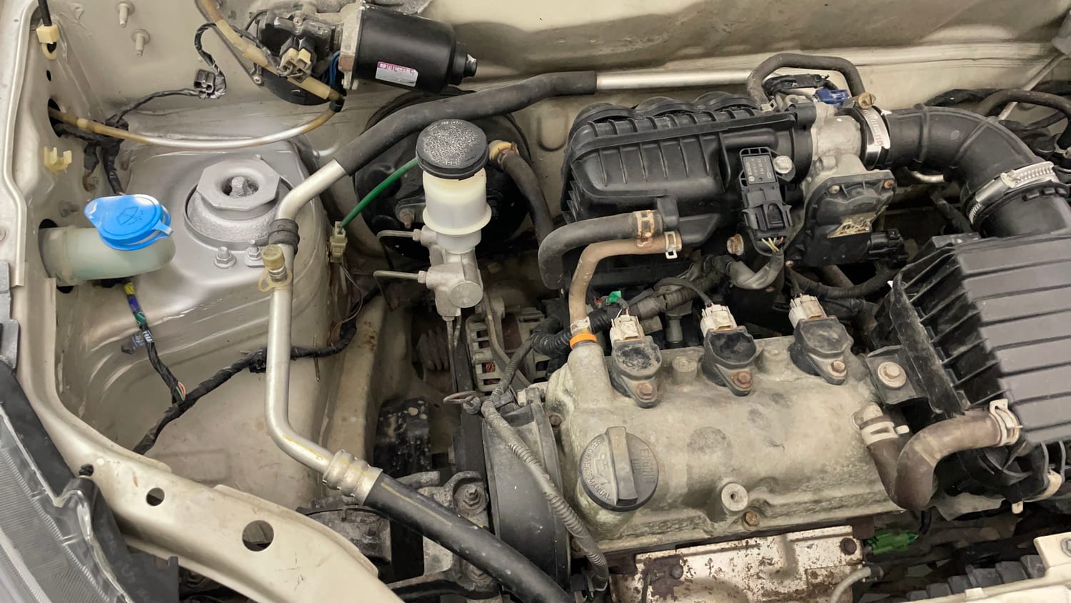 Used 2017 Maruti Suzuki Alto 800 LXi Petrol Manual engine ENGINE RIGHT SIDE VIEW