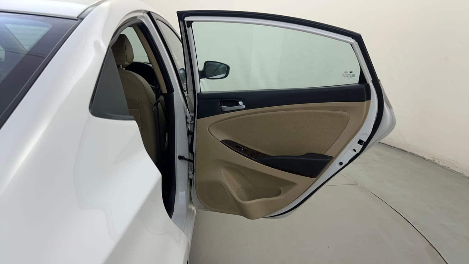 Used 2015 Hyundai Fluidic Verna 4S 1.6 VTVT SX Petrol Manual interior RIGHT REAR DOOR OPEN VIEW