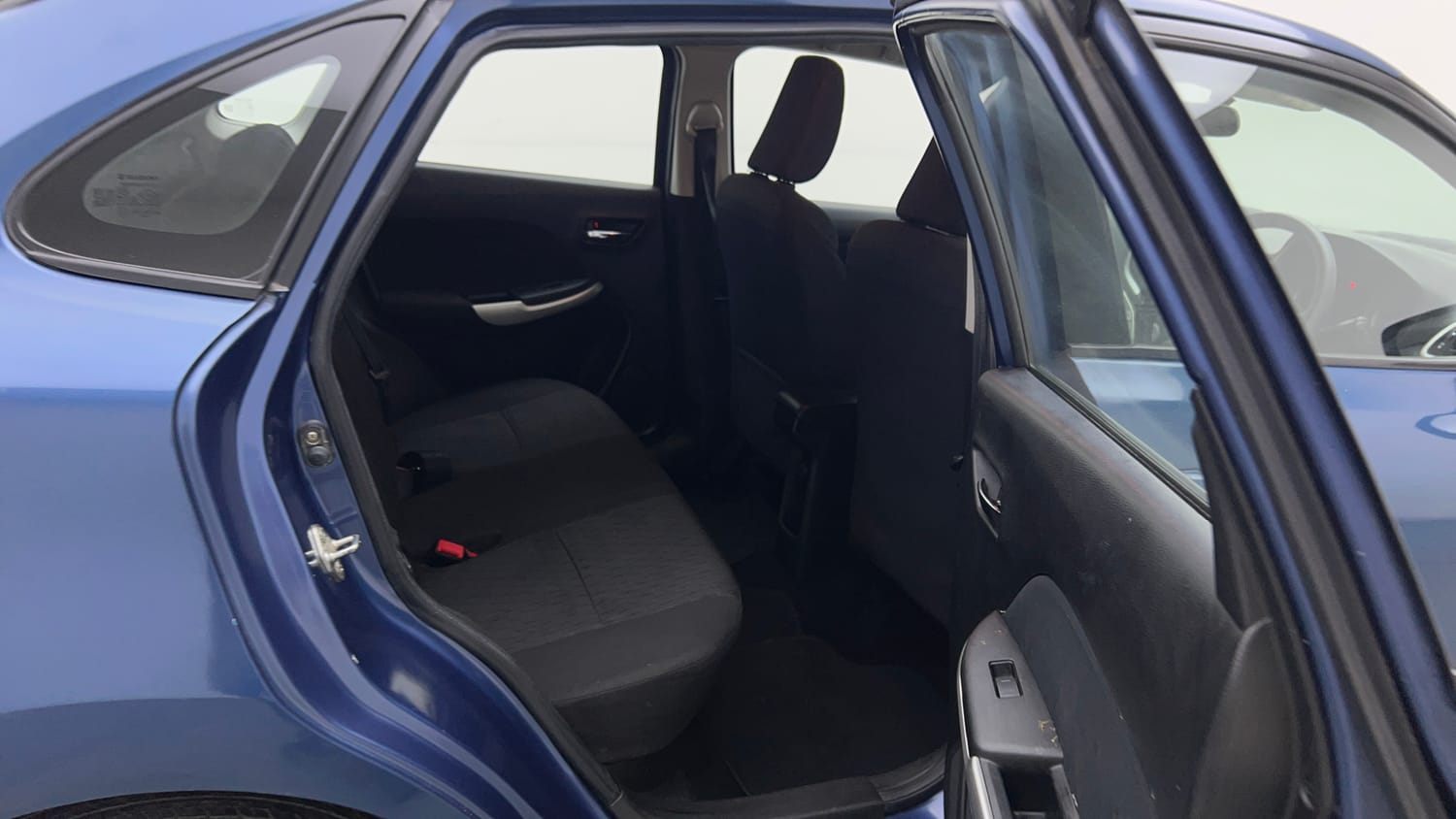 Used 2017 Maruti Suzuki Baleno Delta 1.2 Petrol Manual interior RIGHT SIDE REAR DOOR CABIN VIEW