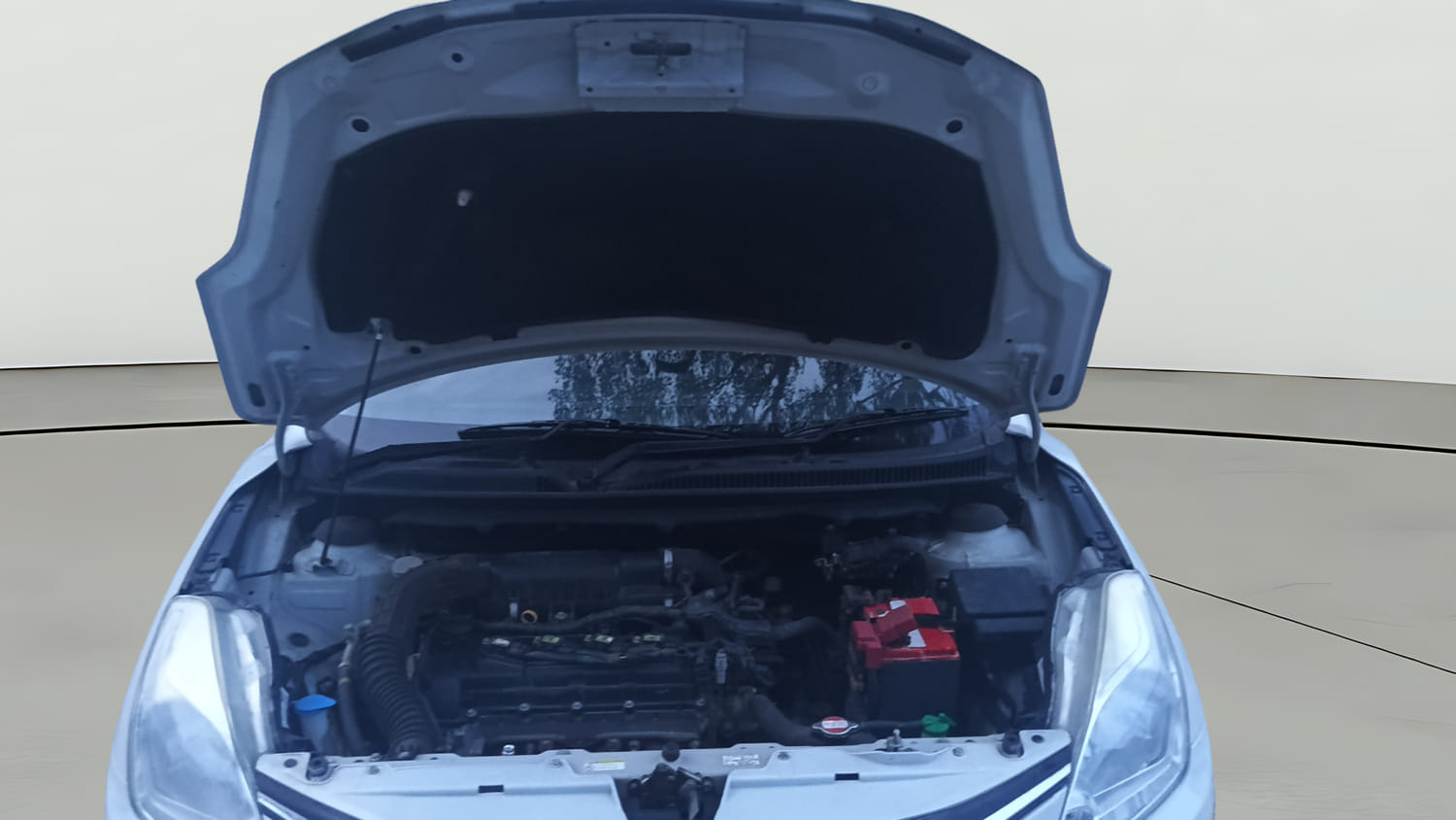 Used 2018 Maruti Suzuki Baleno Zeta 1.2 Petrol Manual engine ENGINE & BONNET OPEN FRONT VIEW