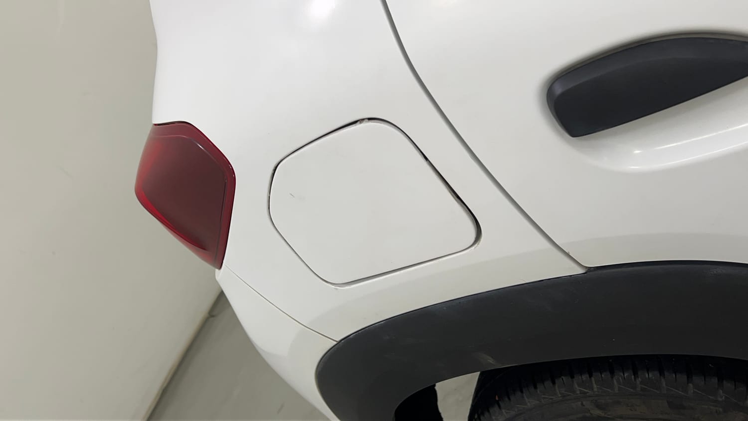 Used 2024 Renault Kwid RXT 1.0 Petrol Manual dents MINOR DENT