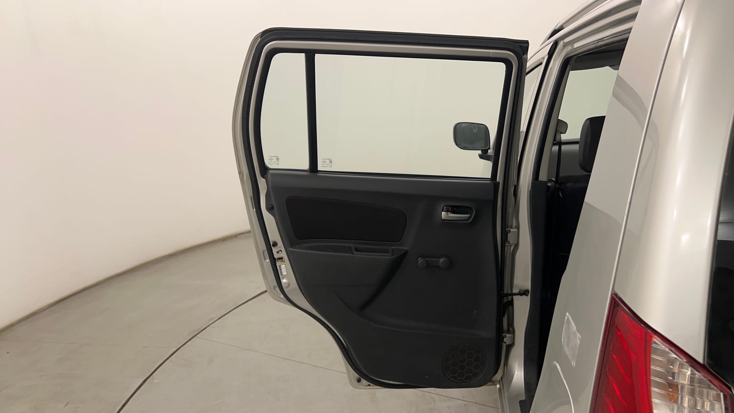 Used 2012 Maruti Suzuki Wagon R 1.0 LXi CNG Cng Manual interior LEFT REAR DOOR OPEN VIEW