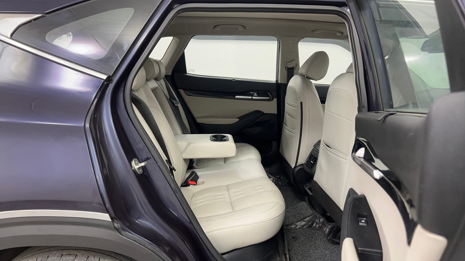 Used 2023 Kia Seltos HTX 1.5 Petrol Manual interior RIGHT SIDE REAR DOOR CABIN VIEW