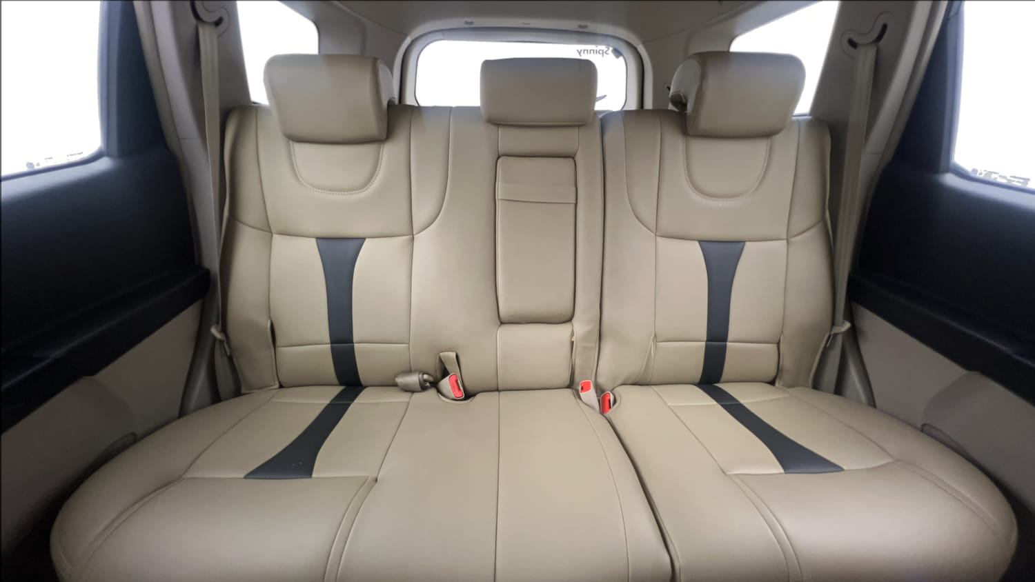 Used 2016 Mahindra XUV500 W4 Diesel Manual interior REAR SEAT CONDITION VIEW