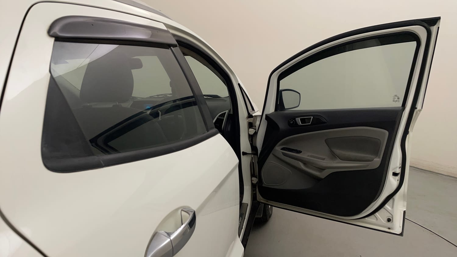 Used 2015 Ford EcoSport Titanium 1.5L Ti-VCT AT Petrol Automatic interior RIGHT FRONT DOOR OPEN VIEW