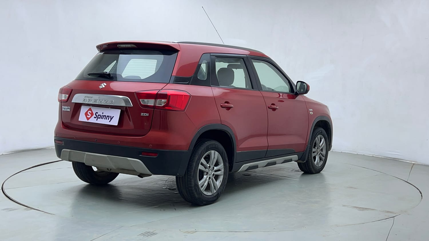 Used 2016 Maruti Suzuki Vitara Brezza [2016-2020] ZDi Diesel Manual exterior RIGHT REAR CORNER VIEW