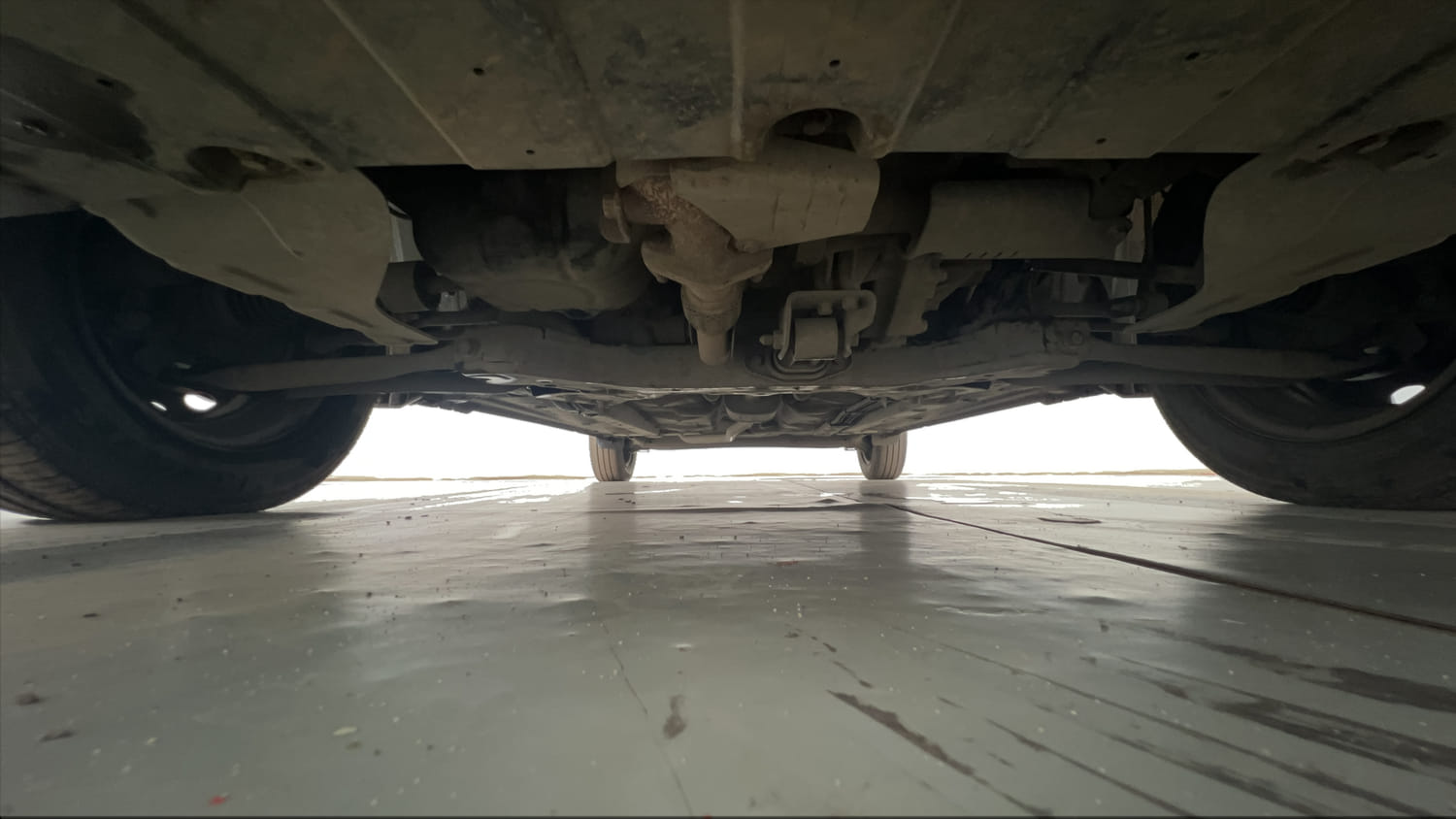 Used 2019 Hyundai Santro Sportz AMT Petrol Automatic extra FRONT LEFT UNDERBODY VIEW