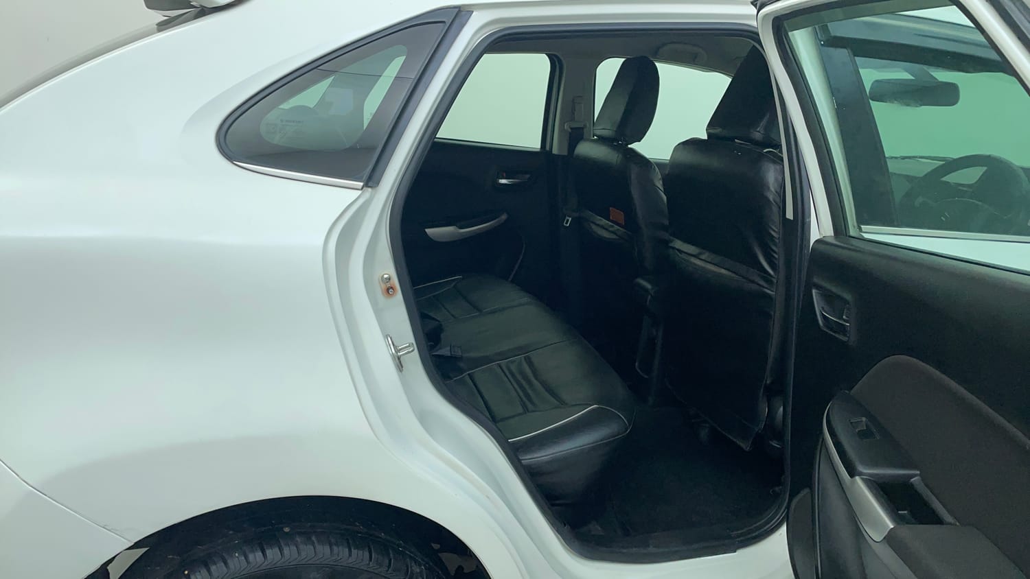 Used 2018 Maruti Suzuki Baleno Zeta 1.2 Petrol Manual interior RIGHT SIDE REAR DOOR CABIN VIEW