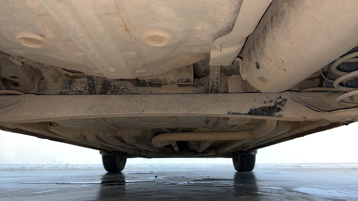 Used 2018 Hyundai Elite i20 Magna Executive 1.2 Petrol Manual extra REAR UNDERBODY VIEW (TAKEN FROM REAR)