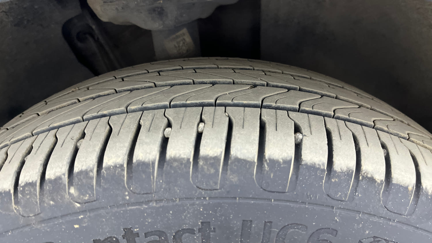 Used 2023 Volkswagen Virtus Topline 1.0 TSI AT Petrol Automatic tyres RIGHT FRONT TYRE TREAD VIEW