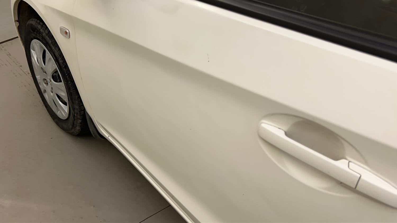 Used 2013 Honda Amaze 1.2 S AT i-VTEC Petrol Automatic dents MINOR SCRATCH