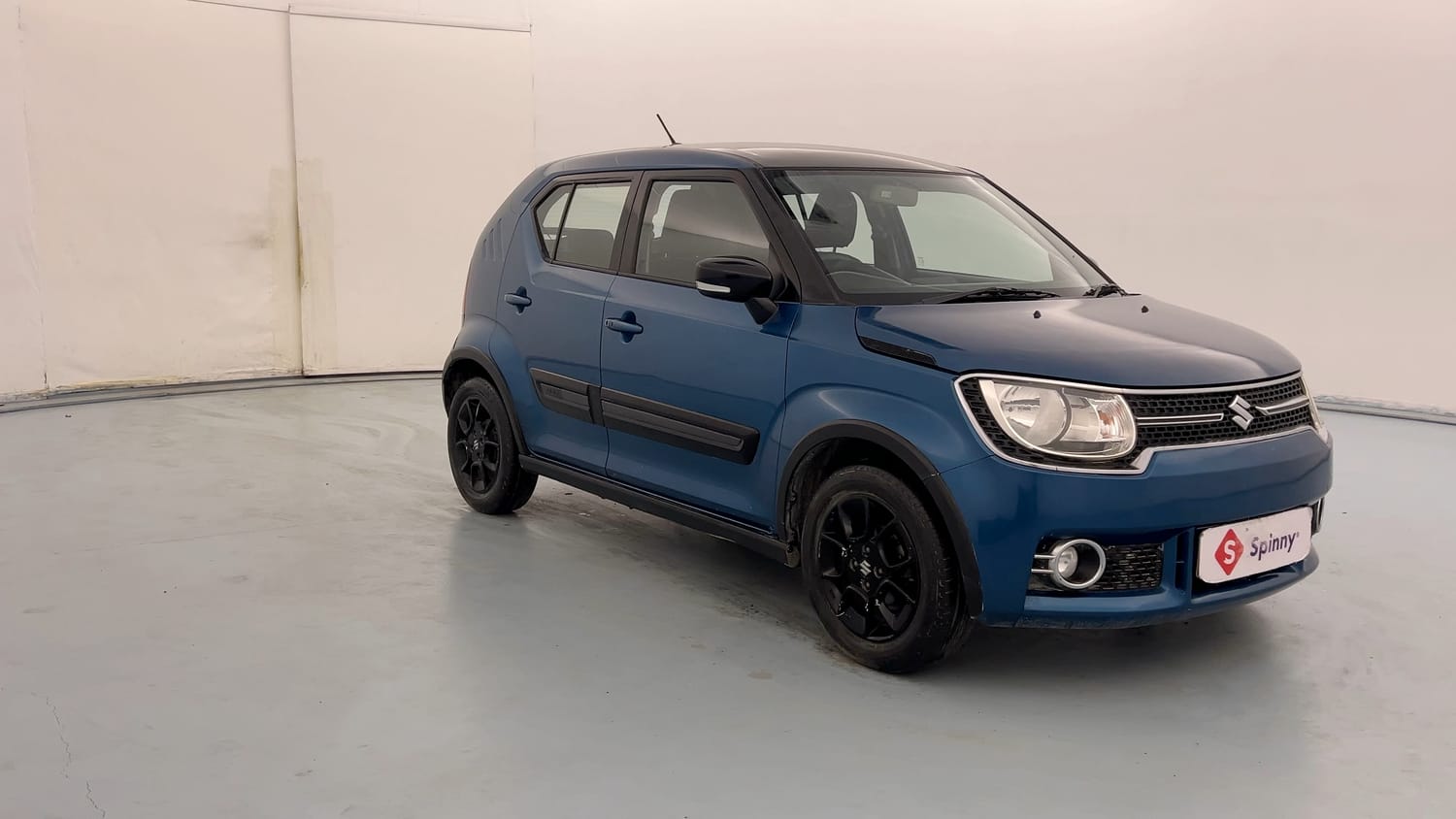 Used 2018 Maruti Suzuki Ignis [2017-2020] Zeta AMT Petrol Dual Tone Petrol Automatic exterior RIGHT FRONT CORNER VIEW