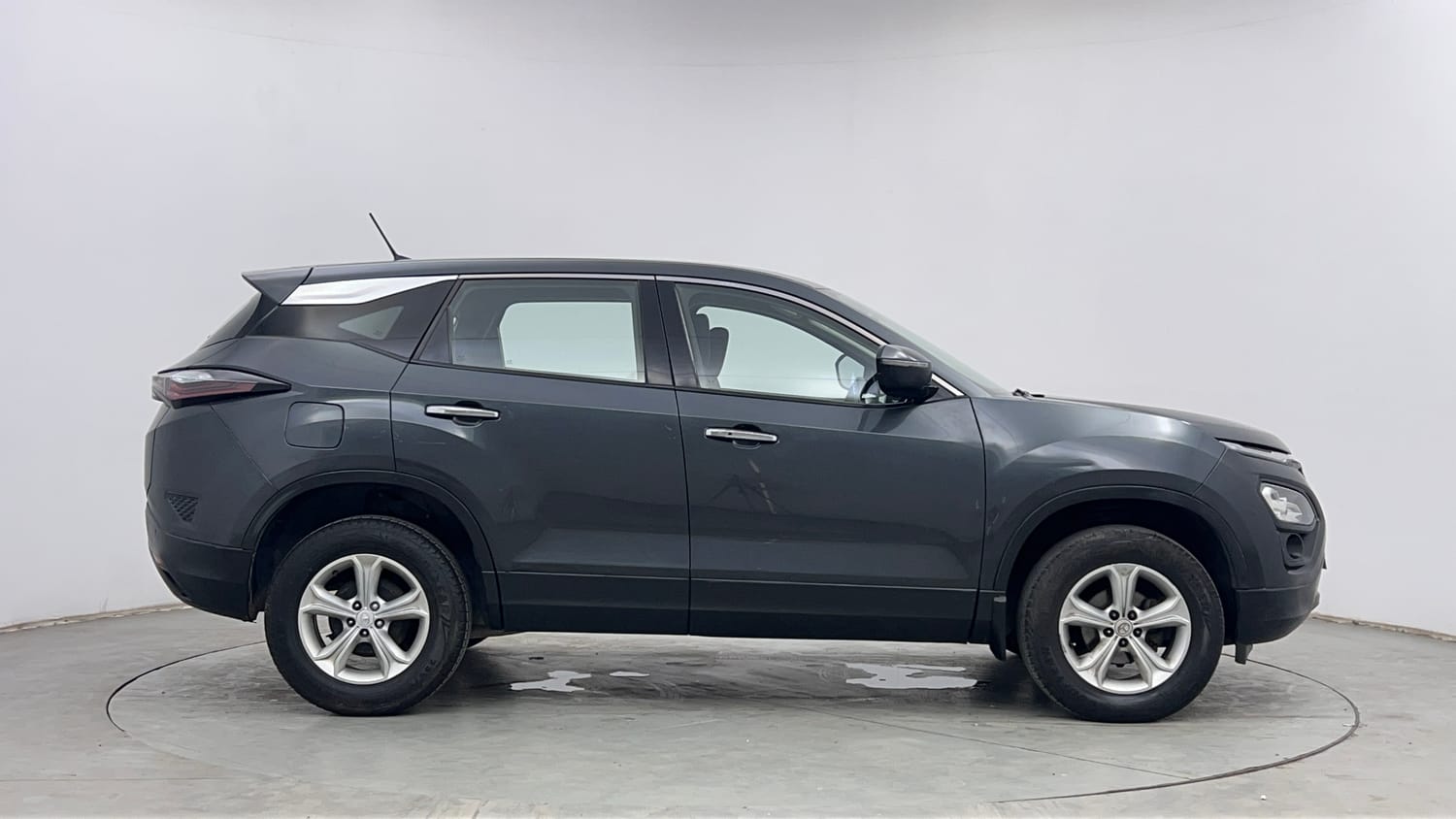 Used 2019 Tata Harrier XT Diesel Manual exterior RIGHT SIDE VIEW