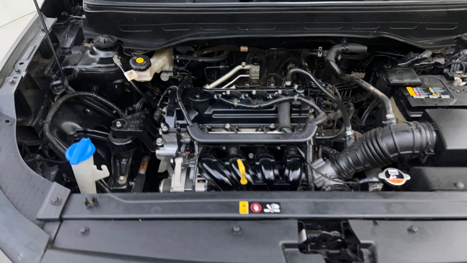 Used 2023 Hyundai Venue SX 1.2 Petrol Petrol Manual engine ENGINE RIGHT SIDE VIEW