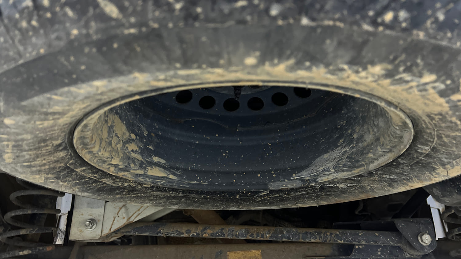 Used 2021 Tata Harrier XE Diesel Manual tyres SPARE TYRE VIEW