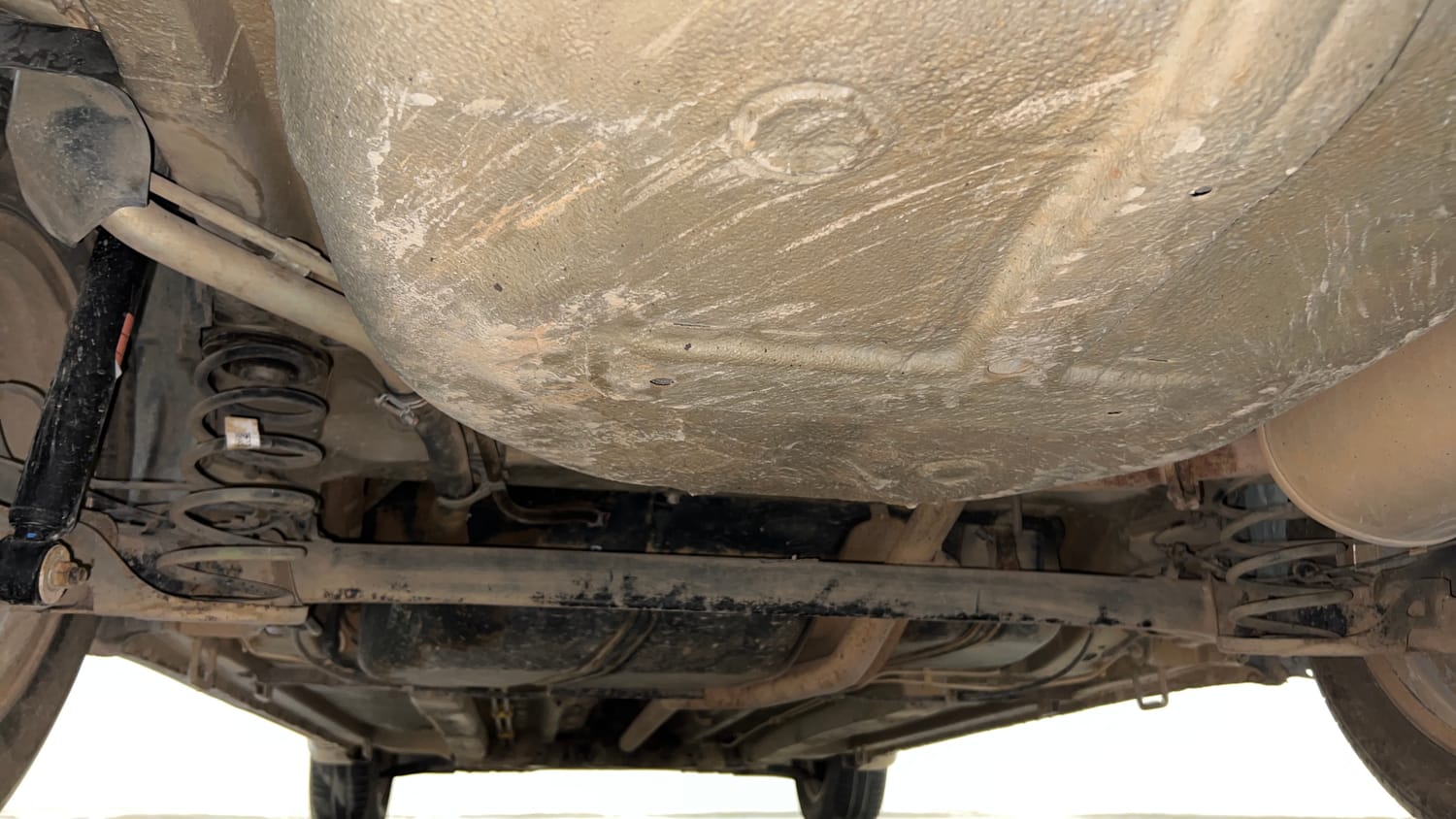 Used 2017 Maruti Suzuki Ciaz Zeta 1.3 Hybrid Diesel Manual extra REAR UNDERBODY VIEW (TAKEN FROM REAR)