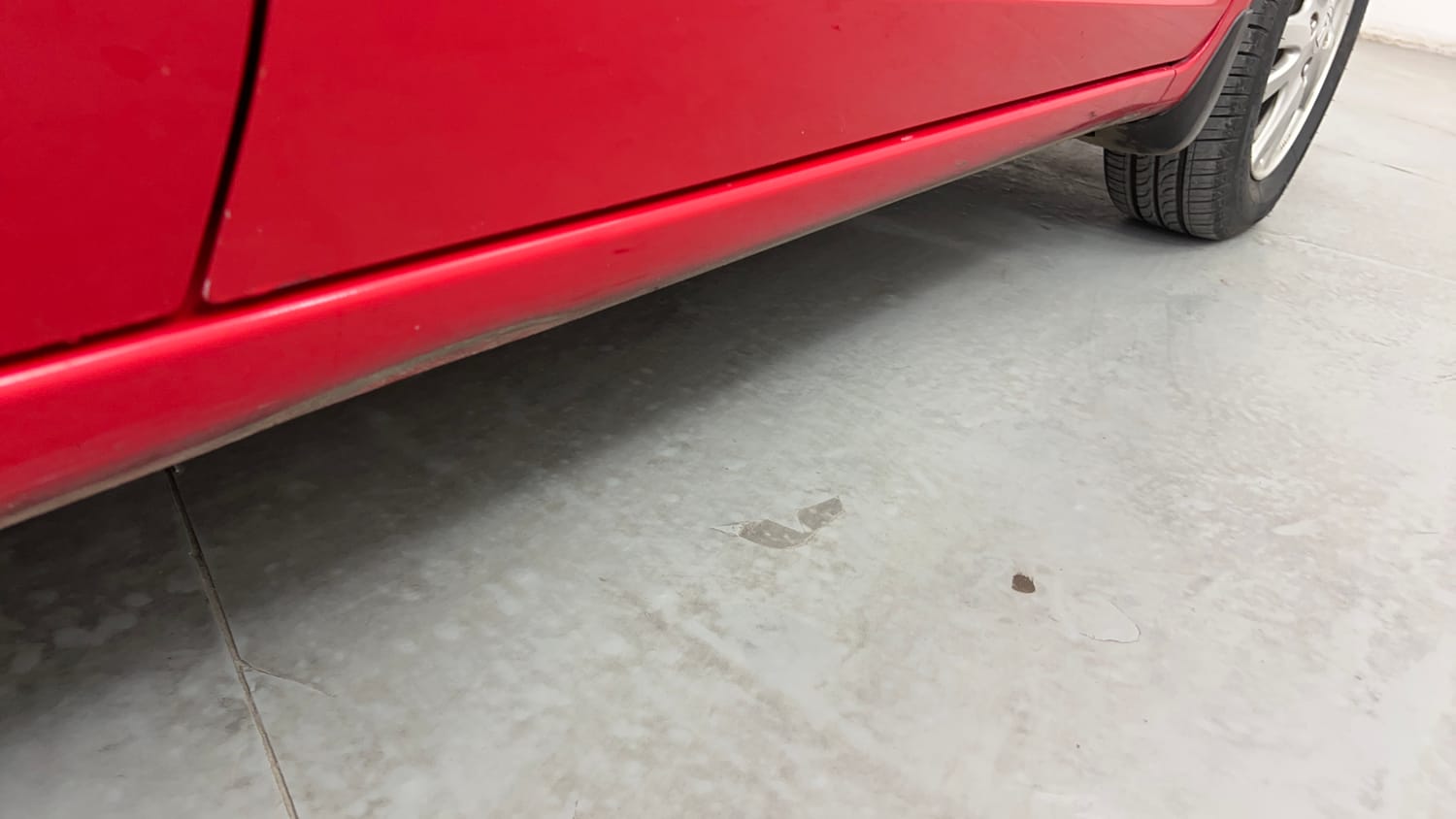 Used 2015 Honda Brio VX AT Petrol Automatic dents MINOR SCRATCH