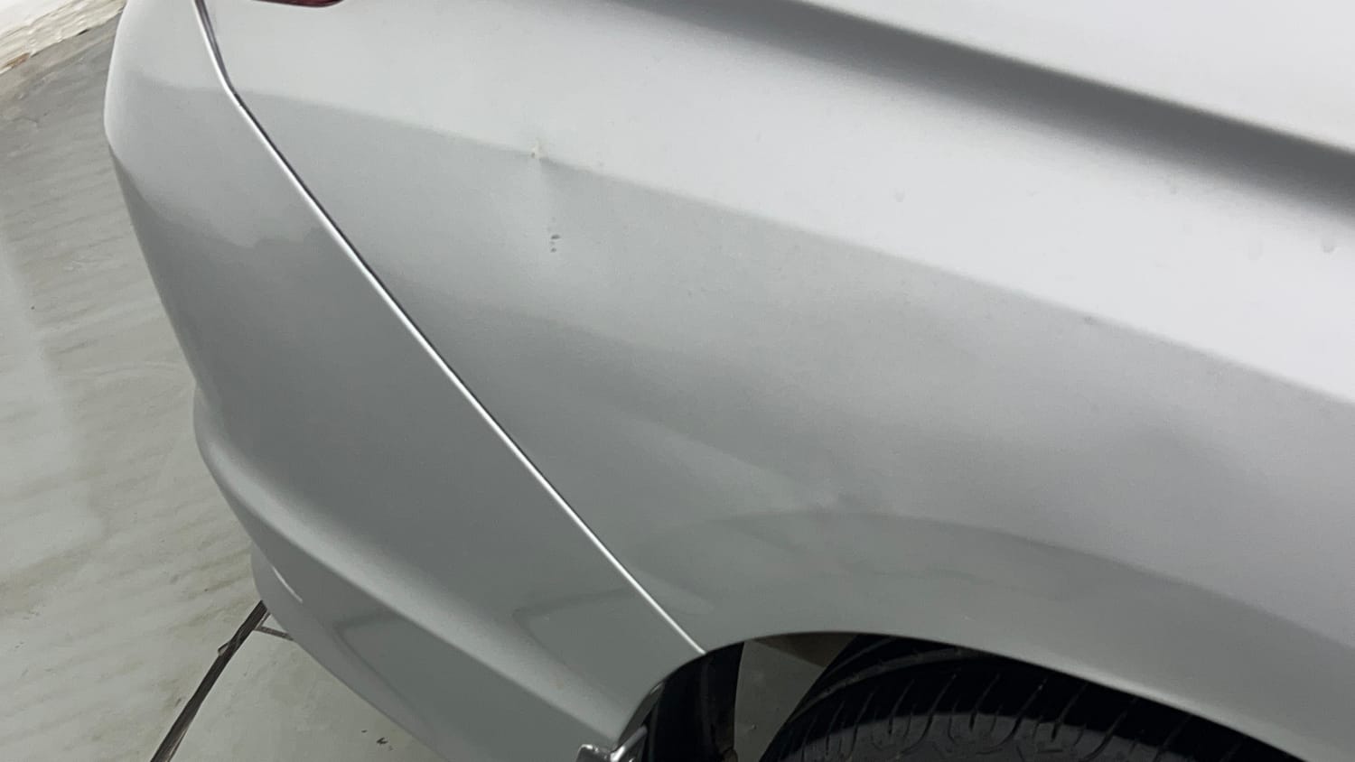 Used 2019 Honda City V Petrol Petrol Manual dents MINOR DENT