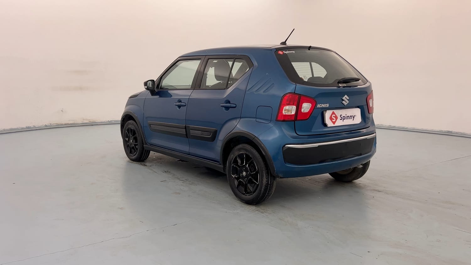 Used 2018 Maruti Suzuki Ignis [2017-2020] Zeta AMT Petrol Dual Tone Petrol Automatic exterior LEFT REAR CORNER VIEW