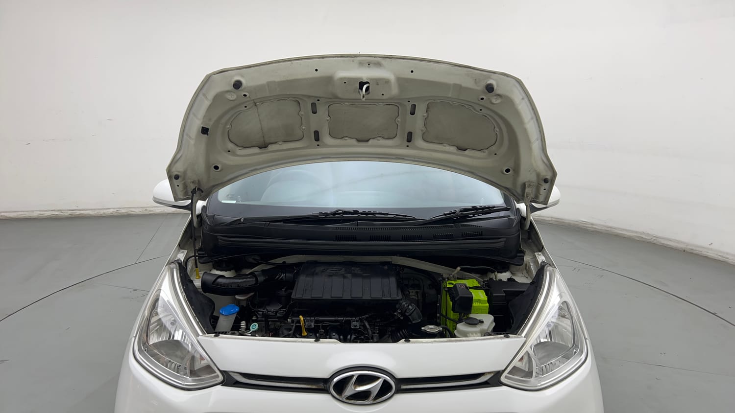 Used 2018 Hyundai Grand i10 Sportz 1.2 Kappa VTVT Petrol Manual engine ENGINE & BONNET OPEN FRONT VIEW