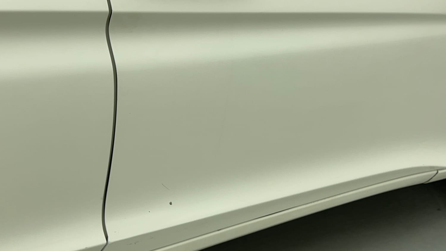 Used 2015 Honda City V Petrol Manual dents MINOR SCRATCH