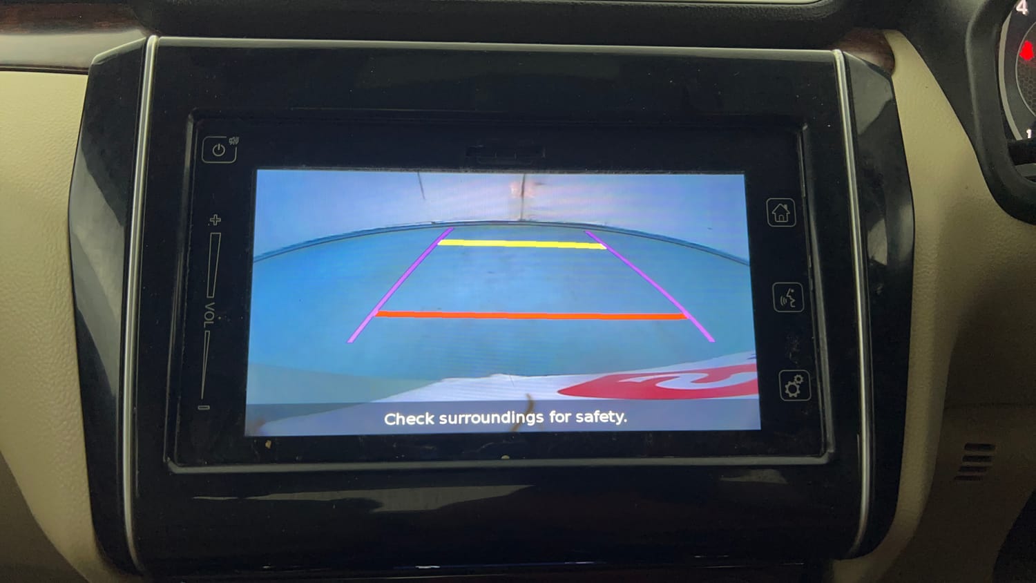 Used 2018 Maruti Suzuki Dzire ZXi Plus Petrol Manual top_features Rear camera