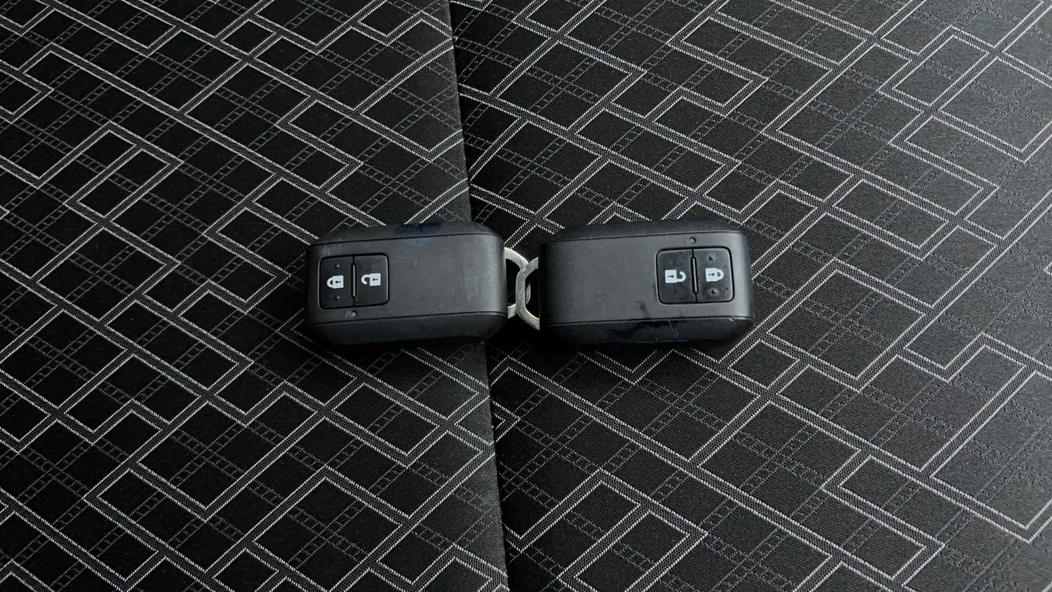 Used 2025 Maruti Suzuki Ignis Zeta 1.2 MT Petrol Manual extra CAR KEY VIEW