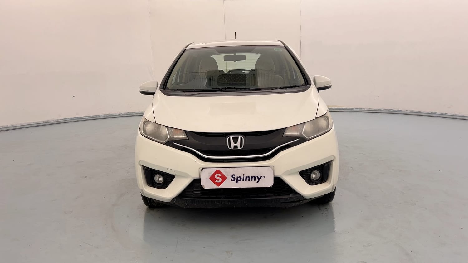 Used 2018 Honda Jazz V Petrol Petrol Manual exterior FRONT VIEW