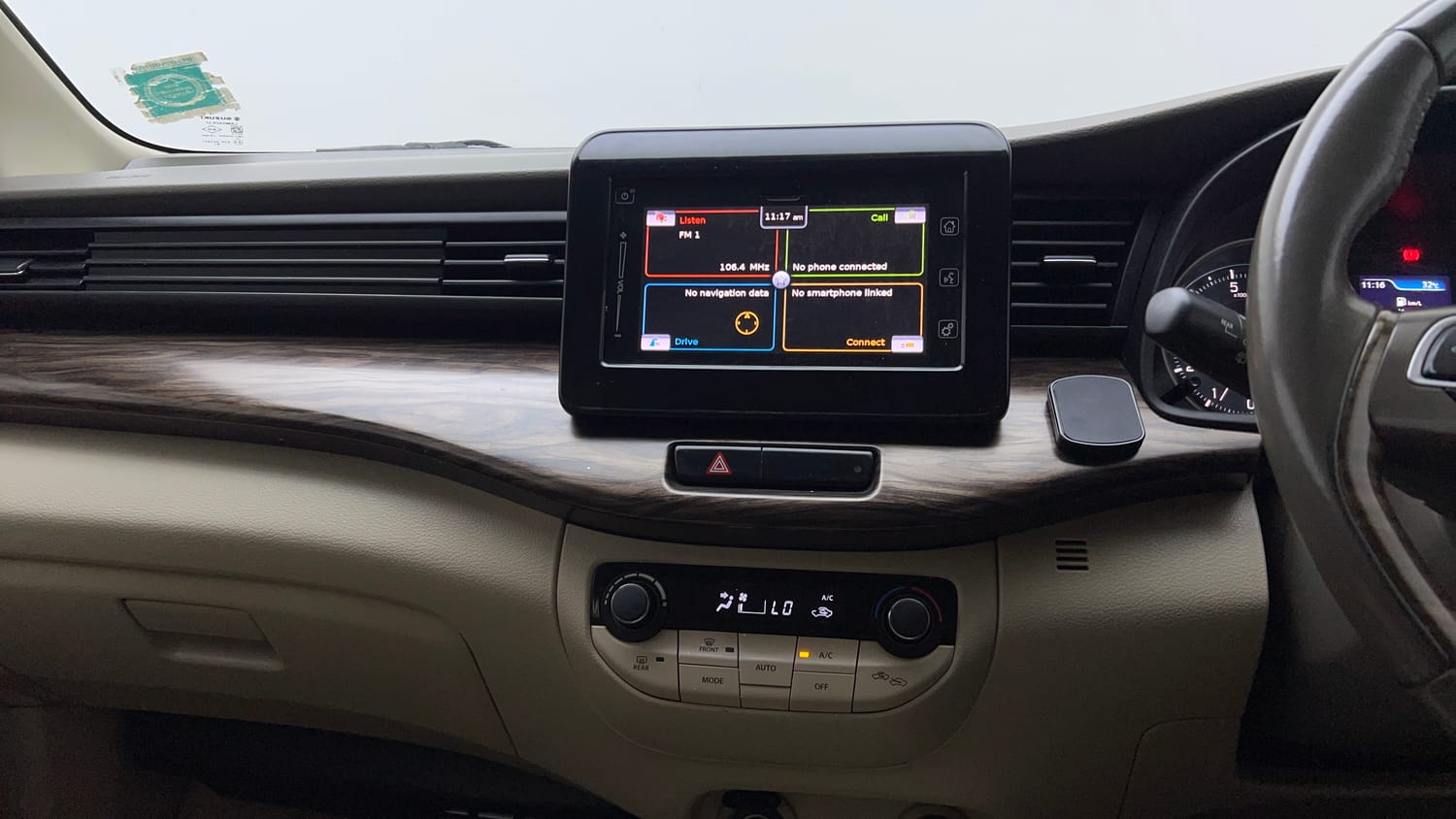Used 2019 Maruti Suzuki New Ertiga ZXi Plus Petrol Manual interior MUSIC SYSTEM & AC CONTROL VIEW