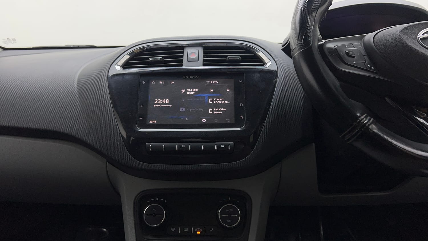 Used 2021 Tata Tiago XZ Plus Petrol Manual interior MUSIC SYSTEM & AC CONTROL VIEW