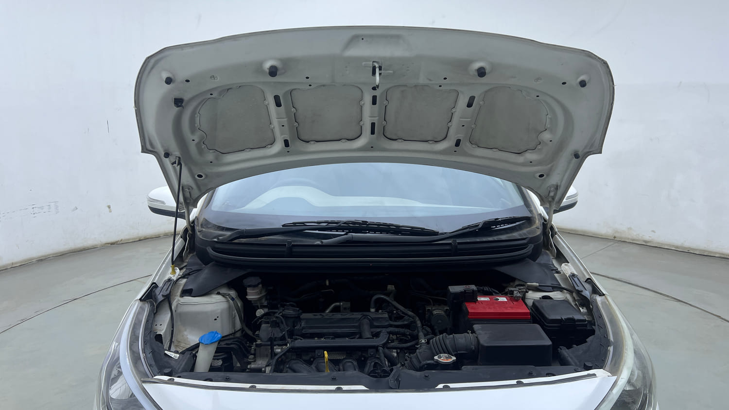 Used 2017 Hyundai Elite i20 Sportz 1.2 Petrol Manual engine ENGINE & BONNET OPEN FRONT VIEW