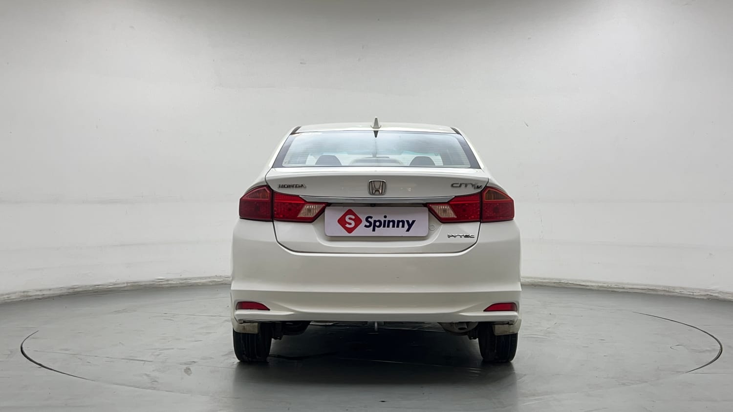 Used 2015 Honda City V Petrol Manual exterior BACK VIEW