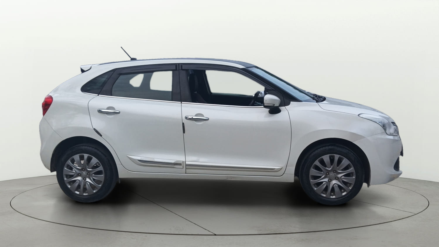 Used 2018 Maruti Suzuki Baleno Zeta 1.2 Petrol Manual exterior RIGHT SIDE VIEW