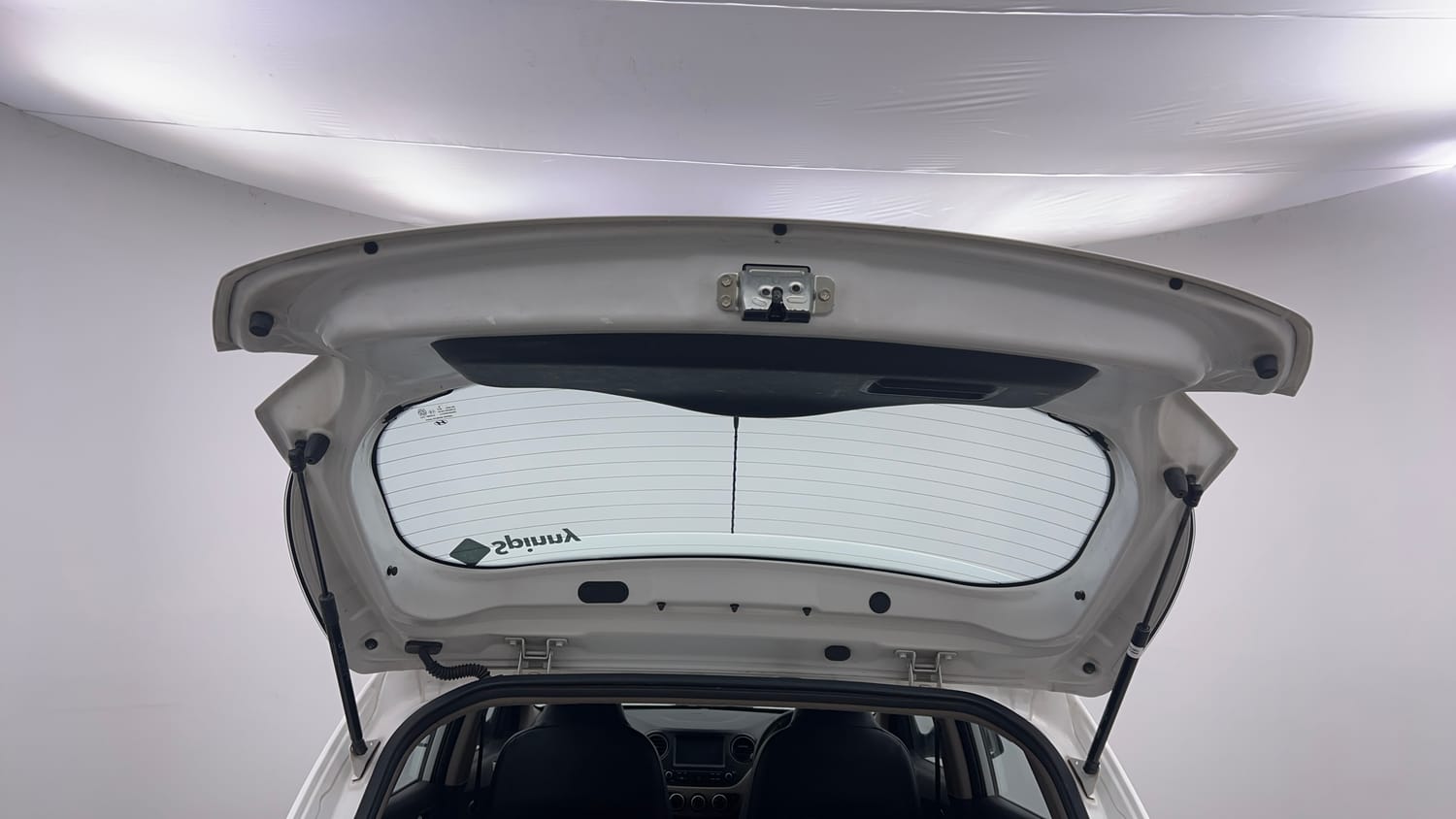 Used 2019 Hyundai Grand i10 Sportz 1.2 Kappa VTVT Petrol Manual interior DICKY DOOR OPEN VIEW