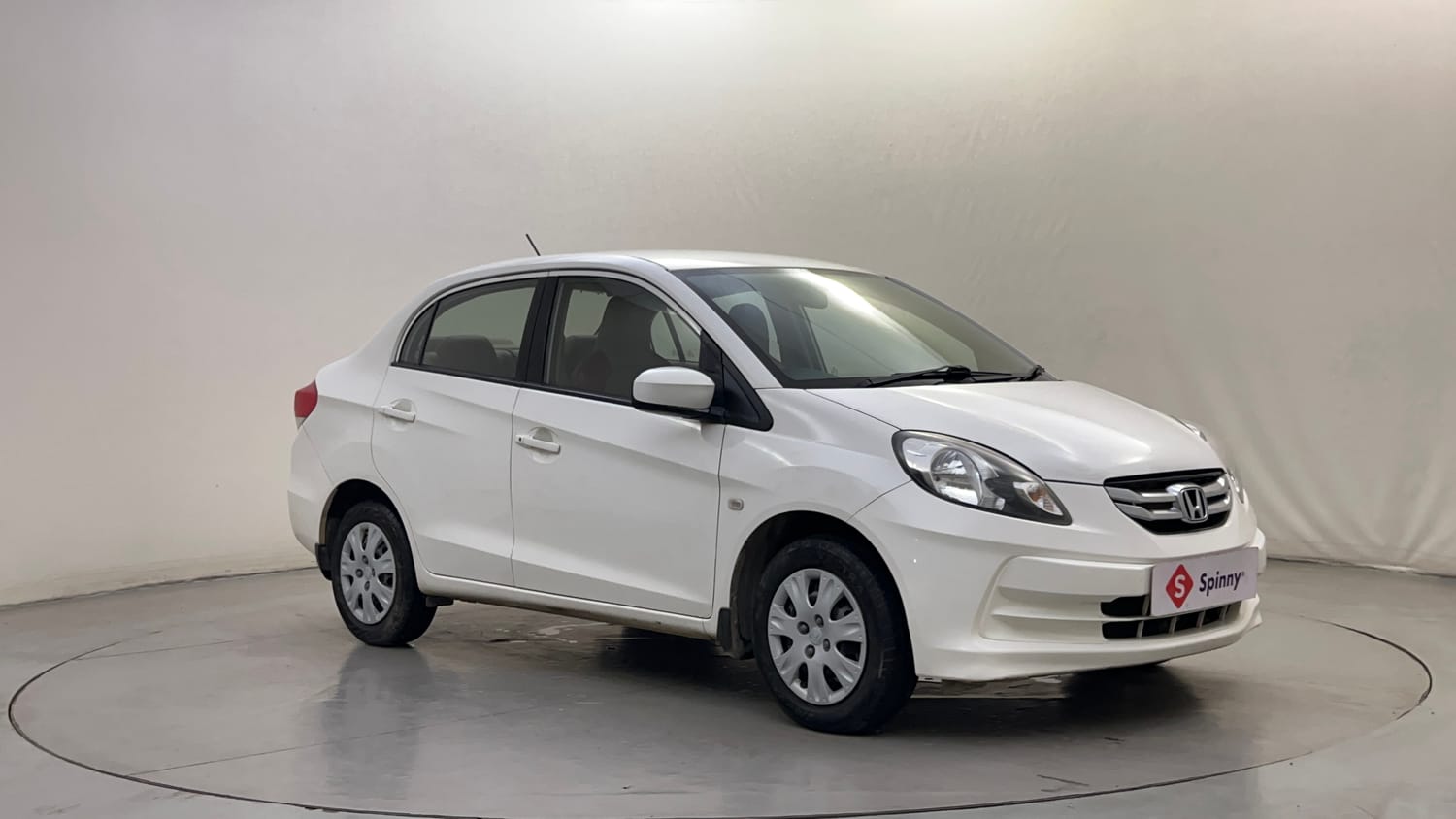 Used 2013 Honda Amaze 1.2 S AT i-VTEC Petrol Automatic exterior RIGHT FRONT CORNER VIEW