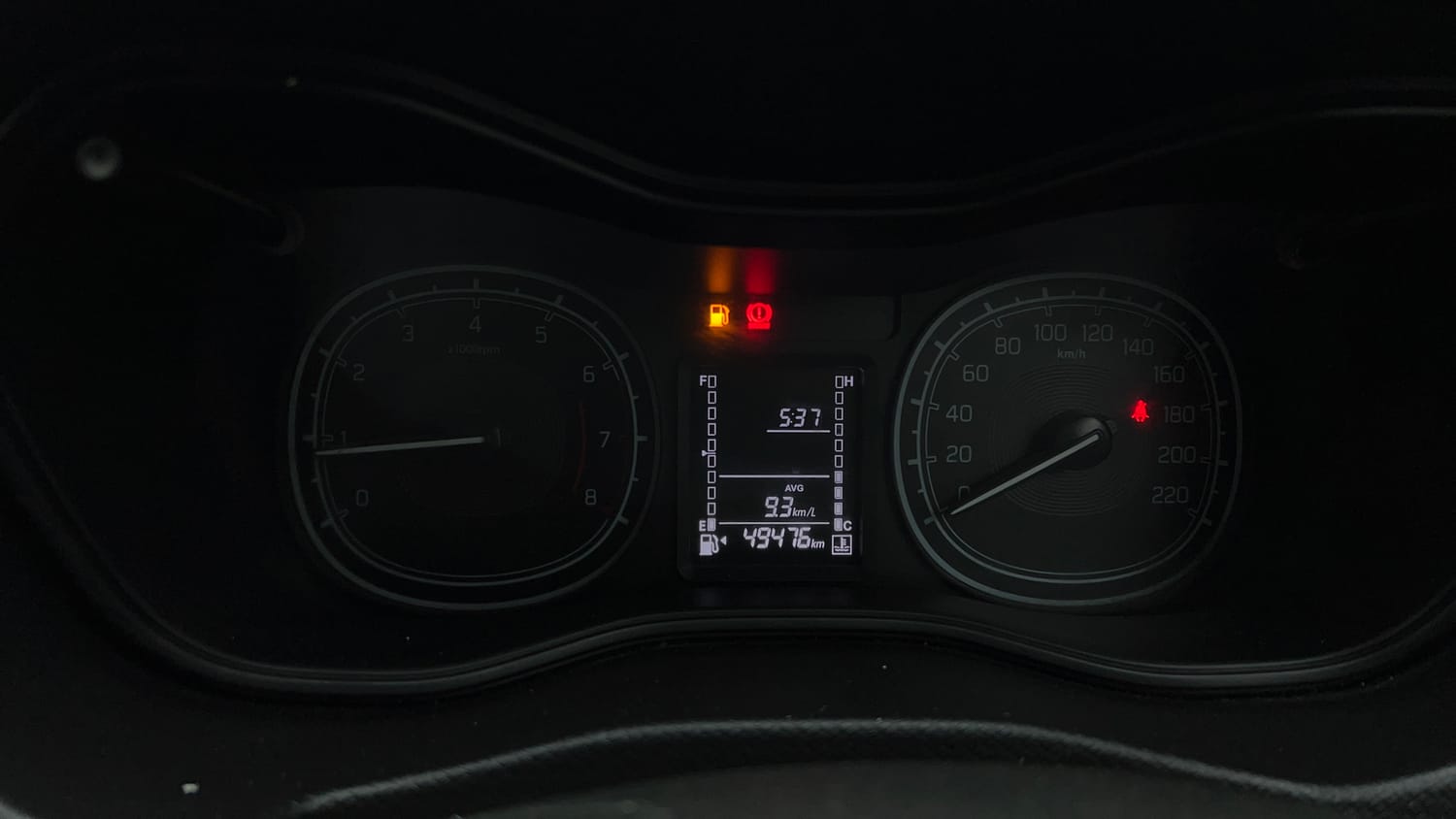 Used 2021 maruti-suzuki Vitara Brezza LXi Petrol Manual interior CLUSTERMETER VIEW
