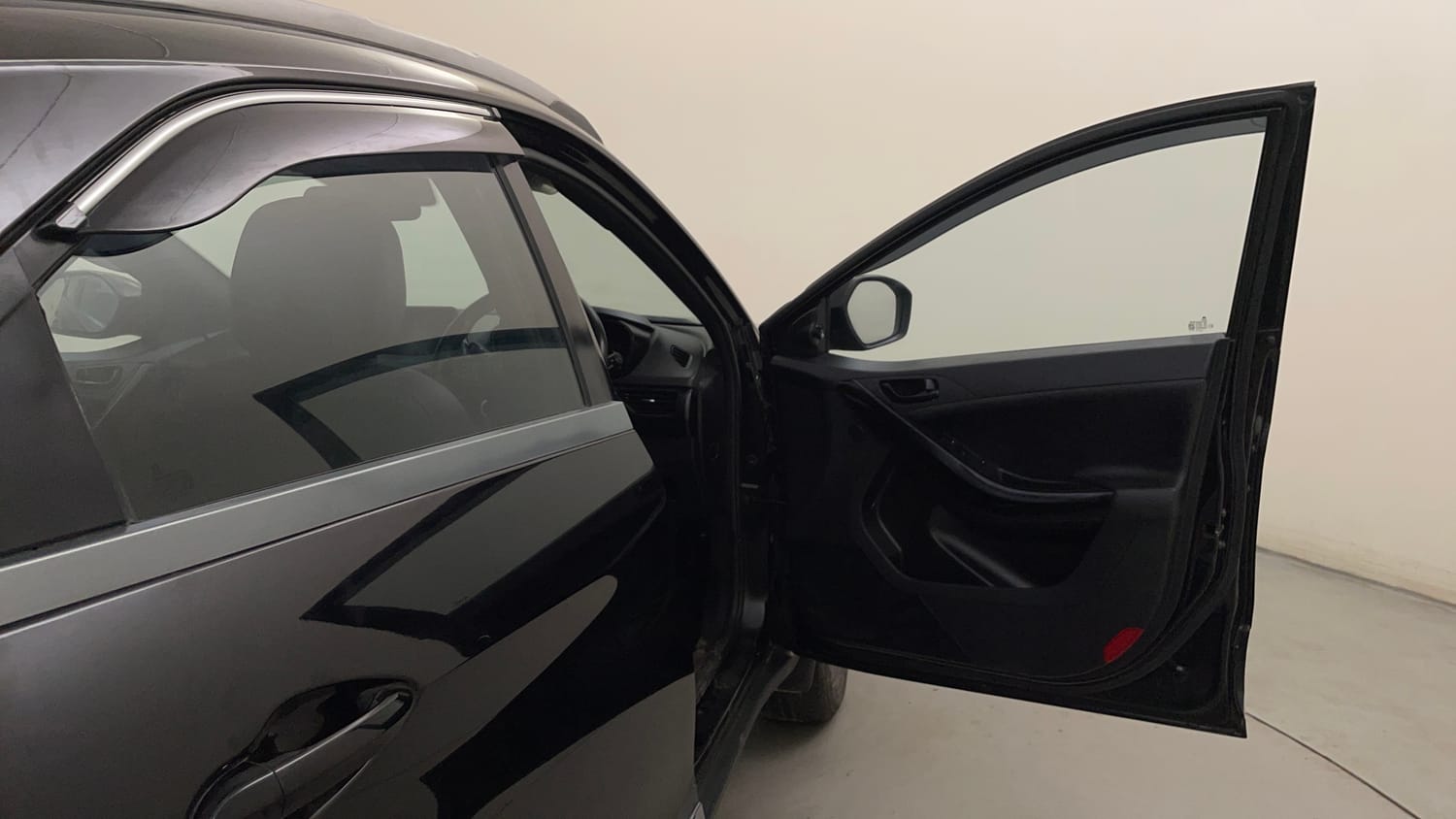 Used 2022 Tata Nexon XZ Plus (O) Dark Edition Petrol Manual interior RIGHT FRONT DOOR OPEN VIEW
