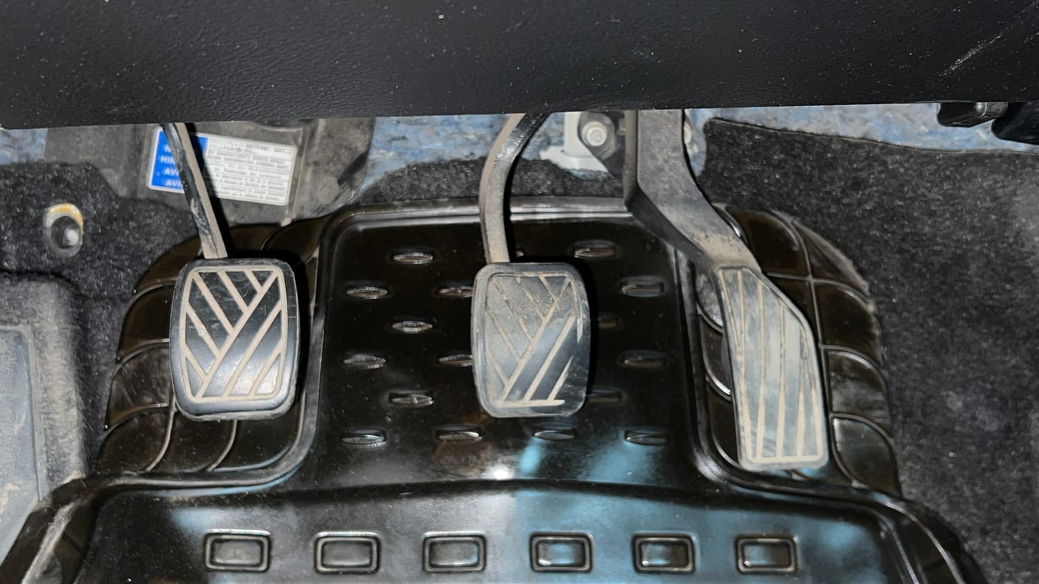 Used 2021 maruti-suzuki Vitara Brezza LXi Petrol Manual interior PEDALS VIEW