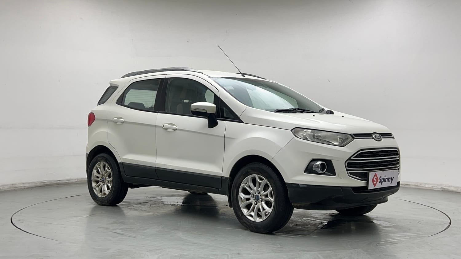 Used 2014 Ford EcoSport Titanium 1.5 Ti-VCT Petrol Manual exterior RIGHT FRONT CORNER VIEW