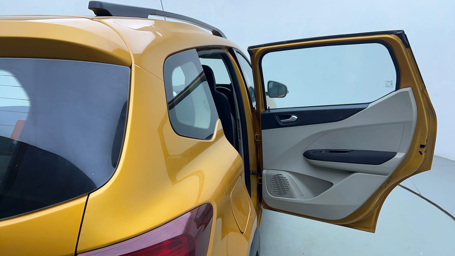 Used 2020 Renault Triber RXZ EASY-R AMT Petrol Automatic interior RIGHT REAR DOOR OPEN VIEW