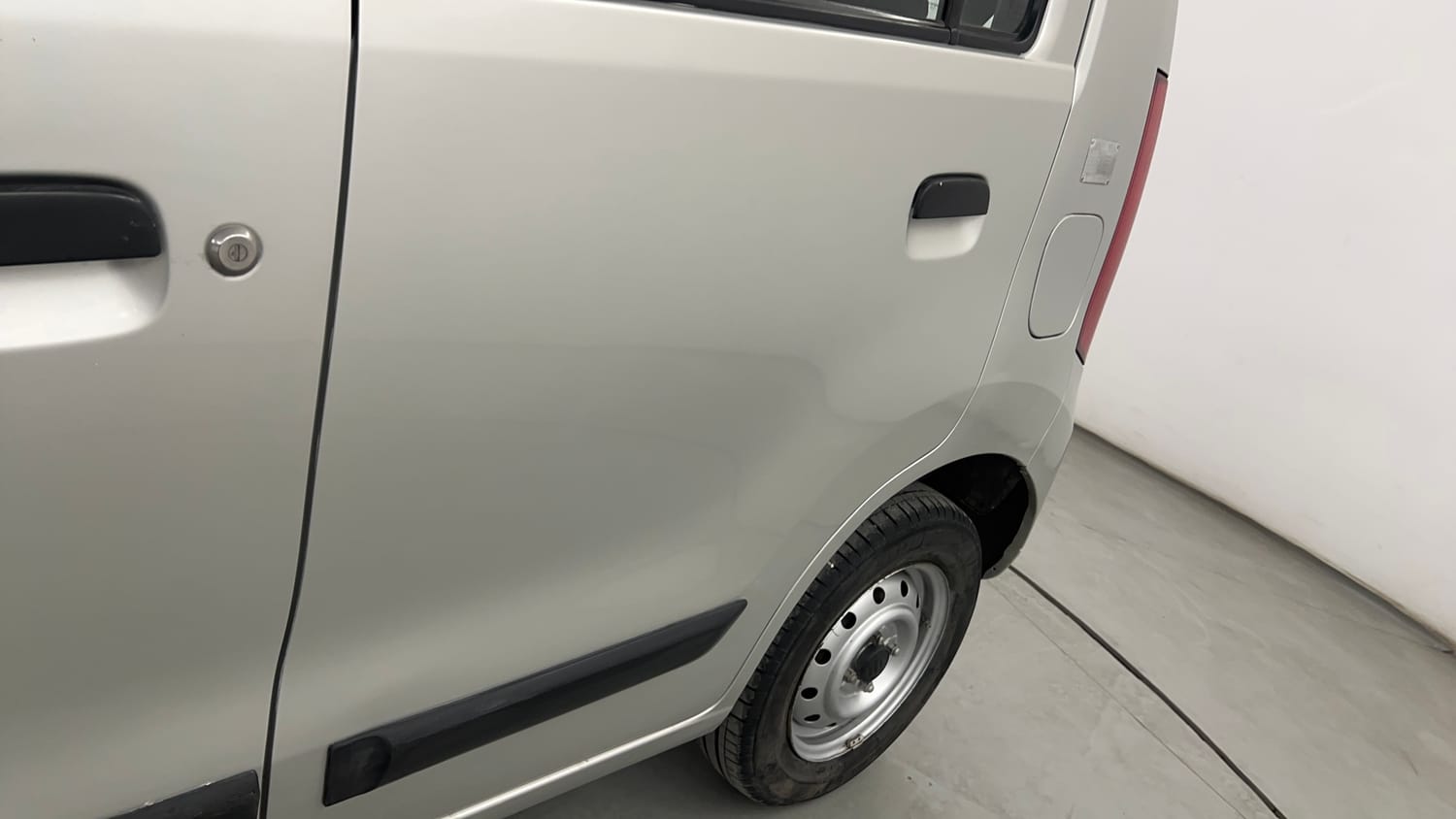 Used 2012 Maruti Suzuki Wagon R 1.0 LXi CNG Cng Manual dents MINOR SCRATCH