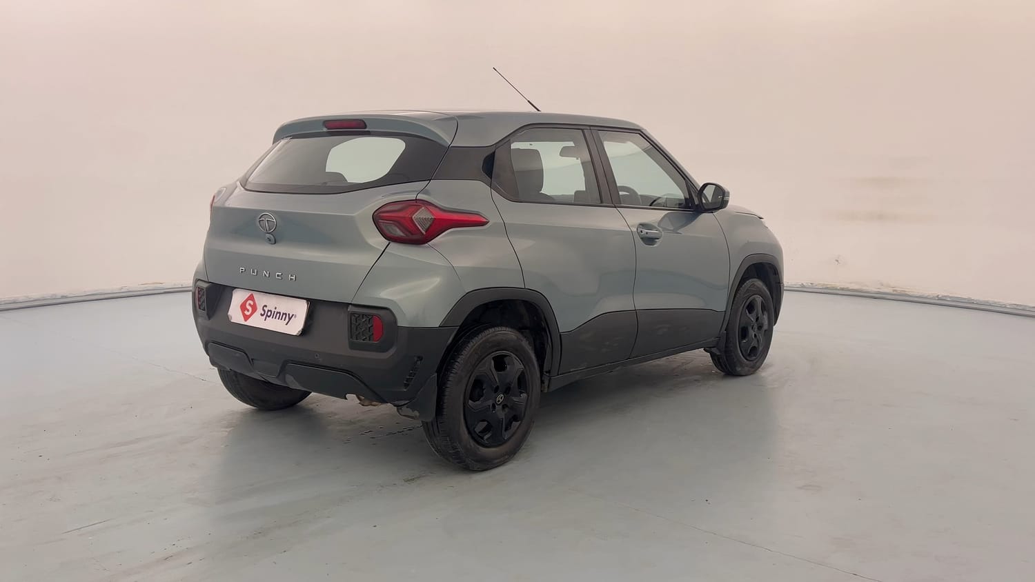 Used 2022 Tata Punch Accomplished MT Petrol Manual exterior RIGHT REAR CORNER VIEW