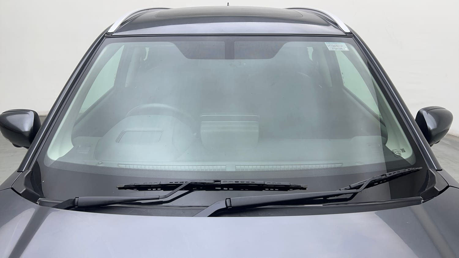 Used 2025 Toyota Urban Cruiser Hyryder V Hybrid Hybrid Automatic exterior FRONT WINDSHIELD VIEW