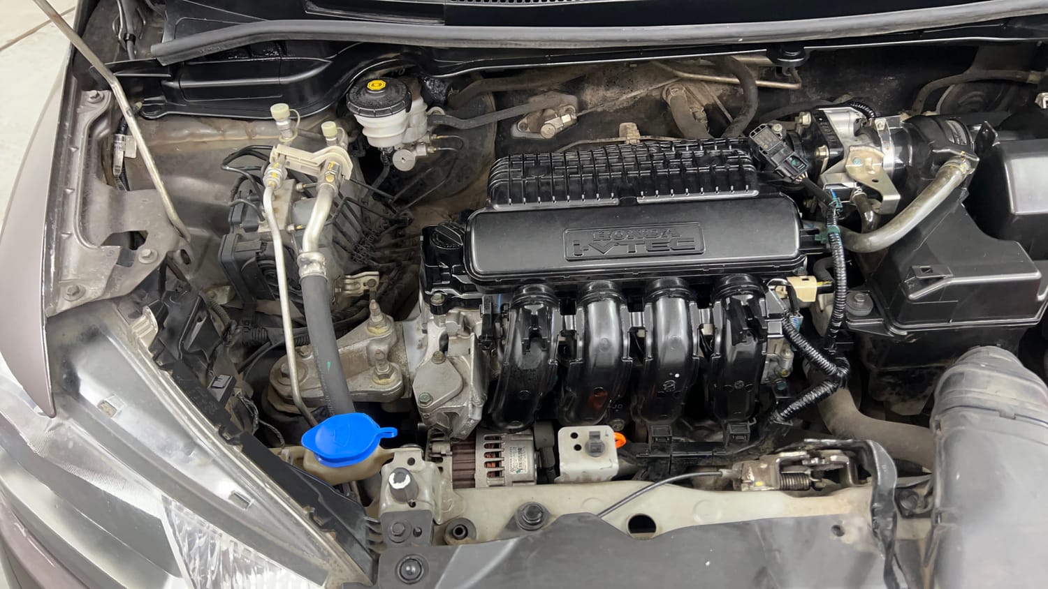 Used 2017 Honda Jazz V Petrol Petrol Manual engine ENGINE RIGHT SIDE VIEW