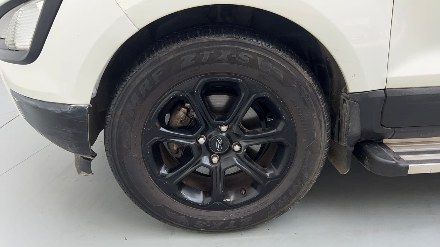 Used 2021 Ford EcoSport Thunder Edition Petrol Petrol Manual tyres LEFT FRONT TYRE RIM VIEW