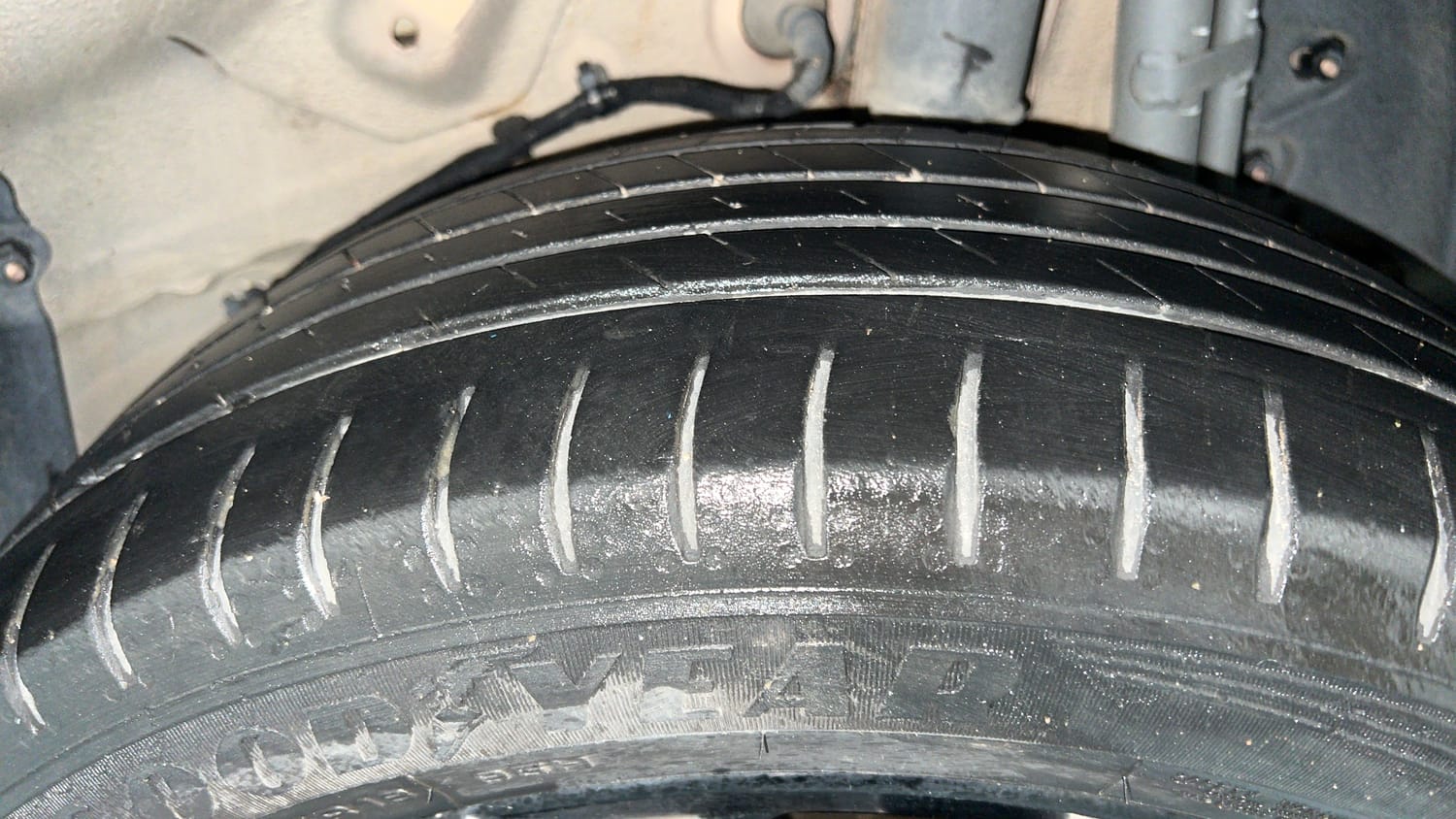 Used 2024 Tata Curvv Accomplished Plus A 1.5 Kryojet Diesel 6MT Diesel Manual tyres LEFT REAR TYRE TREAD VIEW
